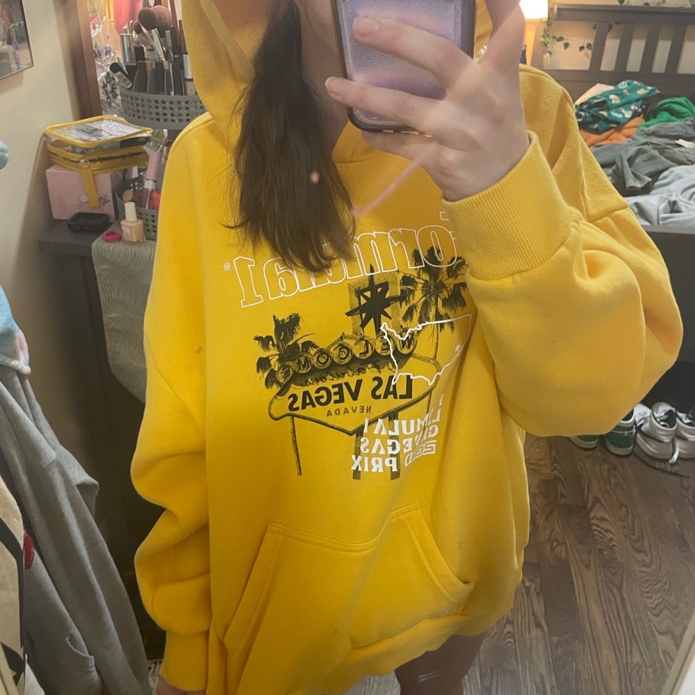 PacSun Yellow Graphic Sweatshirt Crew Neck